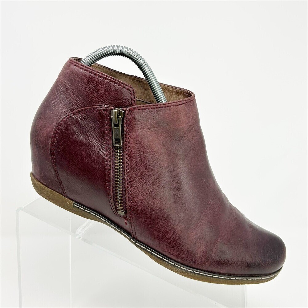 Dansko Leyla Ankle Booties Womens Burgundy Wine Side Zip Hidden Wedge Size 40